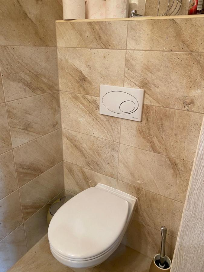 Parizsi Udvar I. Apartment Debrecen Buitenkant foto